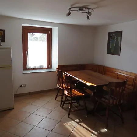 La Cir00002 *