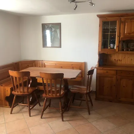 Hébergement de vacances La Cir00002 *